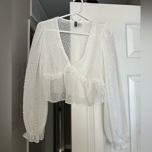 H&M white crop top with sleeve detail